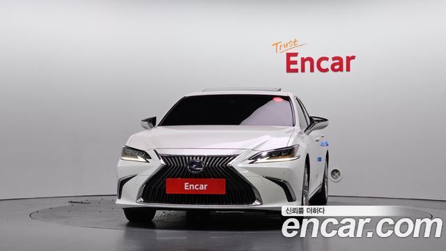 Lexus ES Executive — пробег 145 757 км — фото 3 из 5
