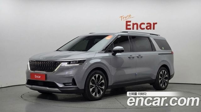 Kia Carnival Diesel 9-Seater Prestige — пробег 97 890 км — фото 1 из 5
