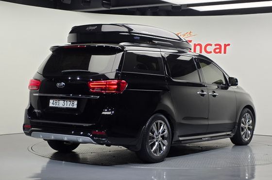 Kia Carnival Gasoline 9-Seater Noblesse Special — пробег 46 470 км — фото 2 из 5