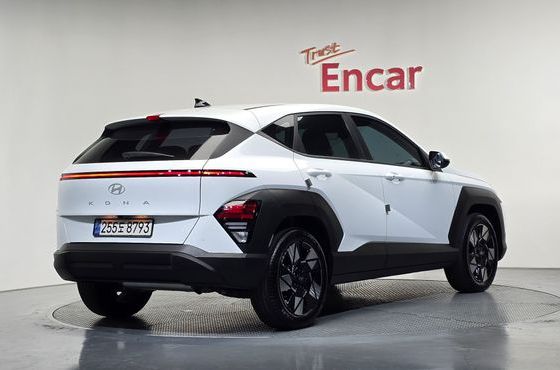 Hyundai Kona Modern Plus — пробег 11 874 км — фото 2 из 5
