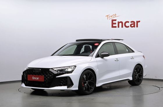 Audi RS3 2.5 TFSI Quattro Carbon Edition — пробег 281 км — фото 1 из 5