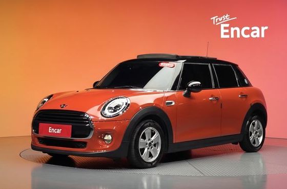 Mini Cooper 5Door Mid 3rd — пробег 32 892 км — фото 1 из 5