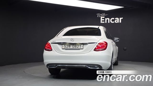 Mercedes-Benz C-Class из Кореи Encar