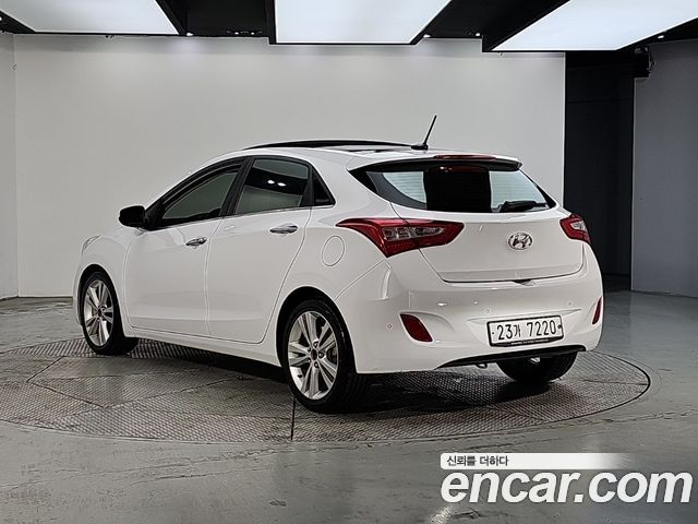Hyundai i30 Diesel 1.6 VGT PYL — пробег 127 923 км — фото 3 из 5