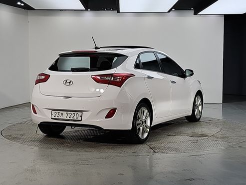 Hyundai i30 Diesel 1.6 VGT PYL — пробег 127 923 км — фото 4 из 5