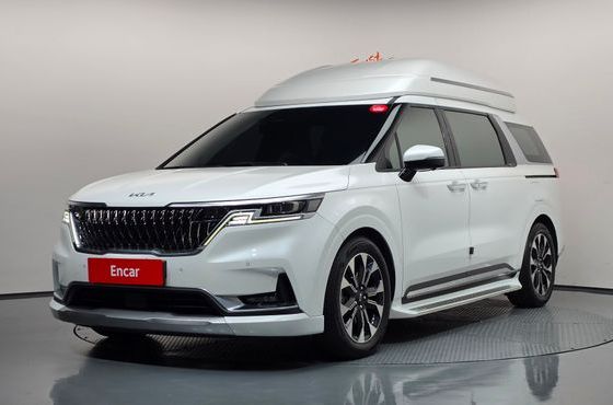 Kia Carnival Diesel 9-Seater Hi-Limousine Signature — пробег 93 621 км — фото 1 из 5