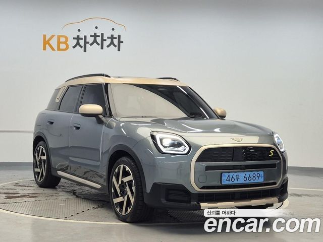 Mini Countryman ALL4 SE Favoured — пробег 1 906 км — фото 4 из 5