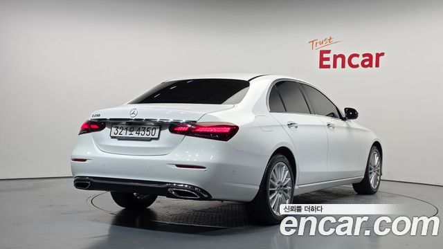 Mercedes-Benz E-Class из Кореи Encar
