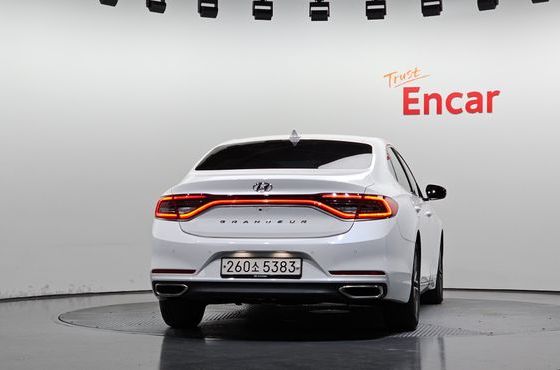 Hyundai Grandeur 2.4 Premium — пробег 116 775 км — фото 4 из 5