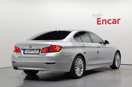 BMW 5-Series 528i xDrive Luxury Plus — пробег 168 979 км — фото 2 из 5