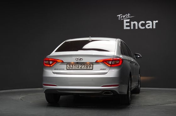 Hyundai Sonata 1.7 Diesel Smart — пробег 197 588 км — фото 4 из 5