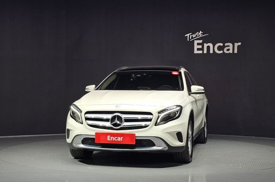 Mercedes-Benz GLA-Class GLA200 d — пробег 86 767 км — фото 3 из 5