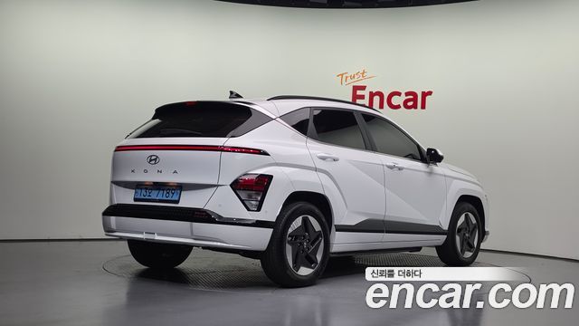 Hyundai Kona из Кореи Encar