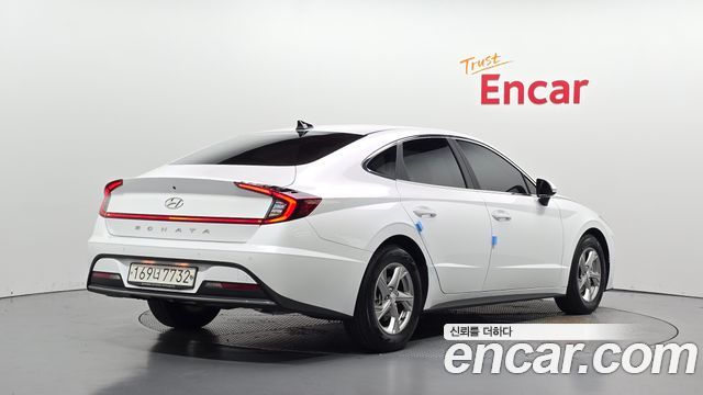 Hyundai Sonata 2.0 Premium — пробег 24 123 км — фото 2 из 5