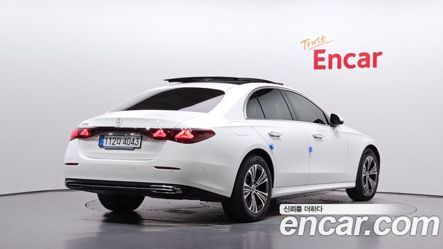Mercedes-Benz E-Class из Кореи Encar
