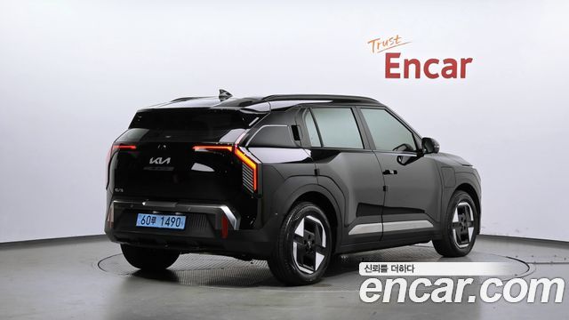 Kia EV3 Long Range 2WD Earth — пробег 15 745 км — фото 2 из 5