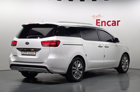 Kia Carnival 9-seater Prestige — пробег 350 483 км — фото 2 из 5