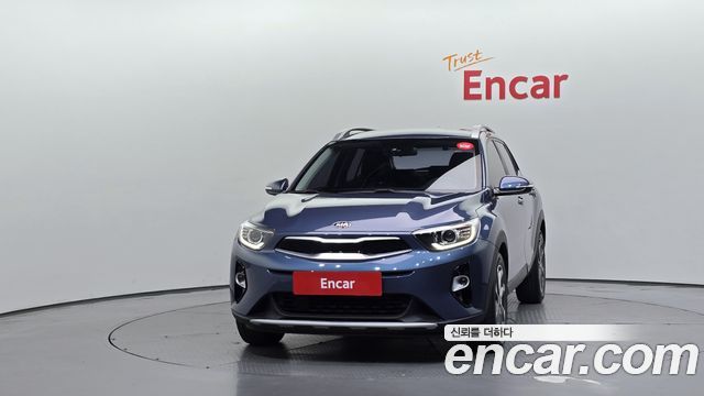 Kia Stonic из Кореи Encar