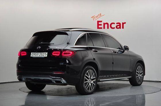 Mercedes-Benz GLC-Class GLC300e 4MATIC — пробег 42 139 км — фото 2 из 5