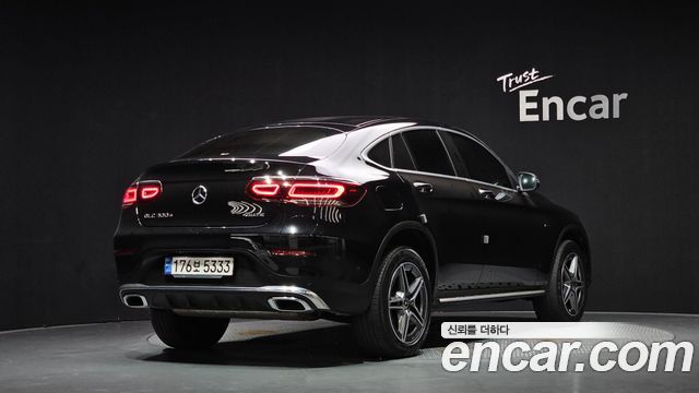 Mercedes-Benz GLC-Class GLC300e 4MATIC Coupe — пробег 46 968 км — фото 2 из 5