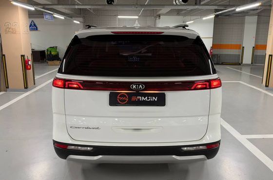Kia Carnival Diesel 9-Seater Prestige — пробег 66 292 км — фото 4 из 5
