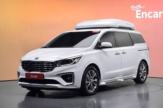 Kia Carnival 9-Seater Prstige — пробег 190 303 км — фото 1 из 5