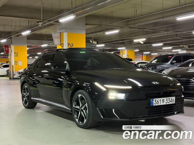Hyundai AVANTE 2.0 Inspiration — пробег 23 км — фото 1 из 5