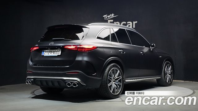 Mercedes-Benz GLC-Class AMG GLC43 4MATIC — пробег 6 443 км — фото 2 из 5
