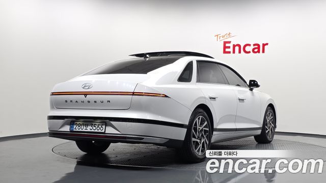 Hyundai Grandeur из Кореи Encar