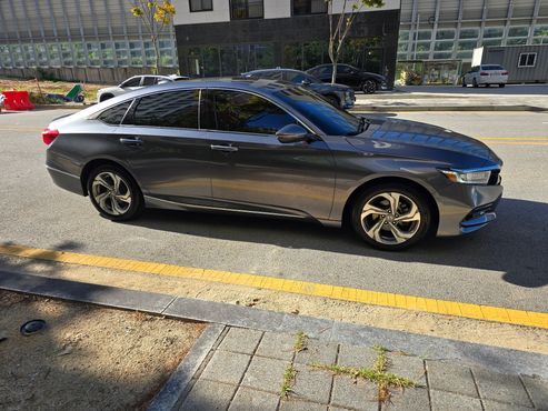 Honda Accord 1.5 Turbo — пробег 71 717 км — фото 4 из 5