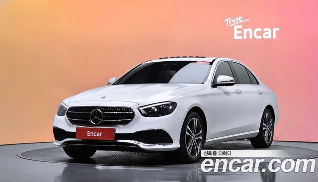 Mercedes-Benz E-Class E350 4MATIC Avantgarde — пробег 55 773 км — фото 1 из 5
