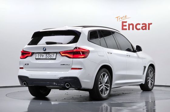 BMW X3 xDrive 20d M Sport — пробег 83 434 км — фото 2 из 5