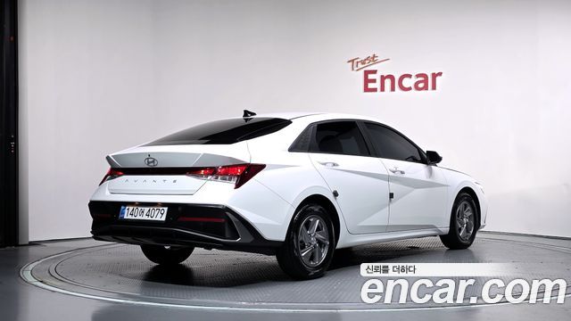 Hyundai AVANTE 1.6 Smart — пробег 6 188 км — фото 2 из 5