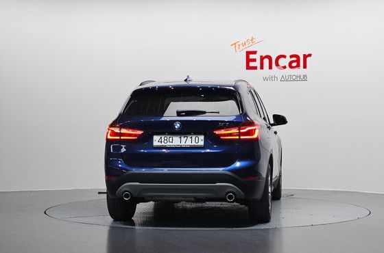 BMW X1 xDrive 20d Joy — пробег 66 504 км — фото 4 из 5