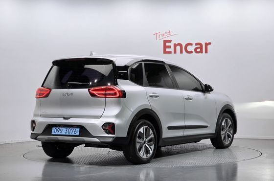 Kia Niro Air — пробег 35 863 км — фото 2 из 5