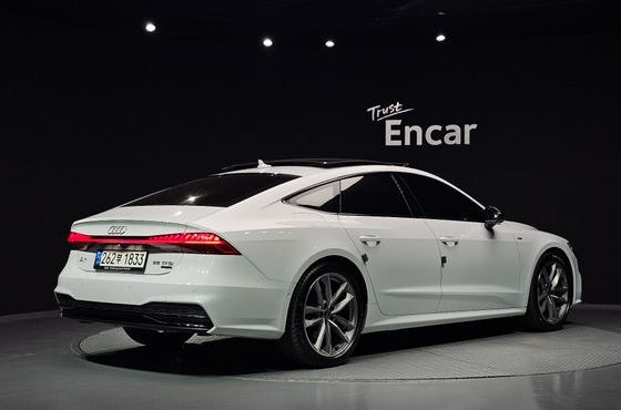 Audi A7 55 TFSI Quattro Premium — пробег 29 764 км — фото 2 из 5