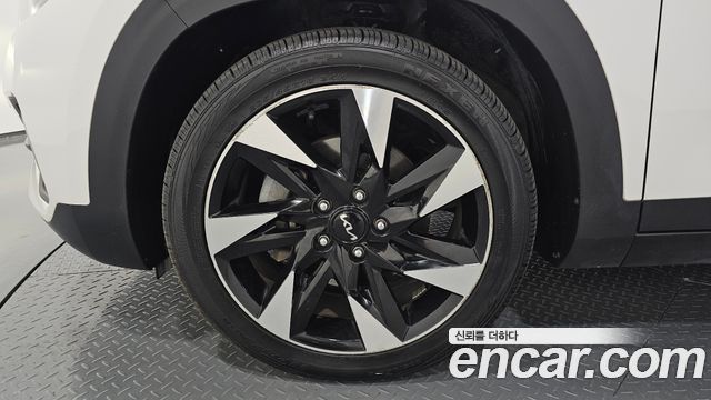 Kia Seltos из Кореи Encar