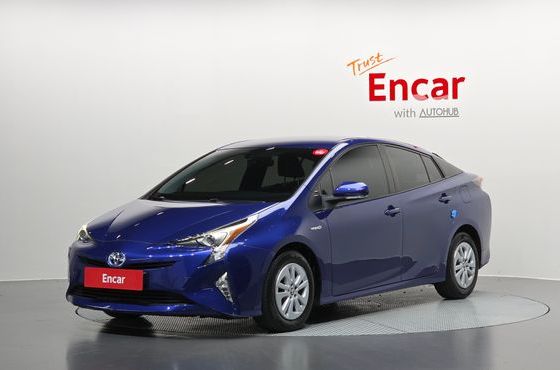 Toyota Prius 1.8 E — пробег 87 613 км — фото 1 из 5