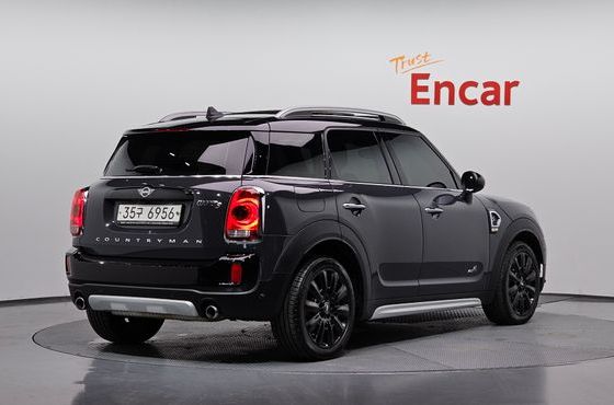 Mini Countryman ALL4 2nd — пробег 32 367 км — фото 2 из 5