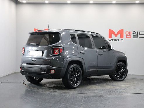 Jeep Renegade 1.3 Limited — пробег 39 165 км — фото 4 из 5