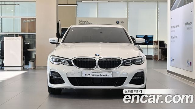 BMW 3-Series 320i M Sport — пробег 28 555 км — фото 2 из 5