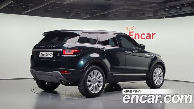 Land Rover Range Rover Evoque 2.0 TD4 HSE — пробег 111 611 км — фото 2 из 5