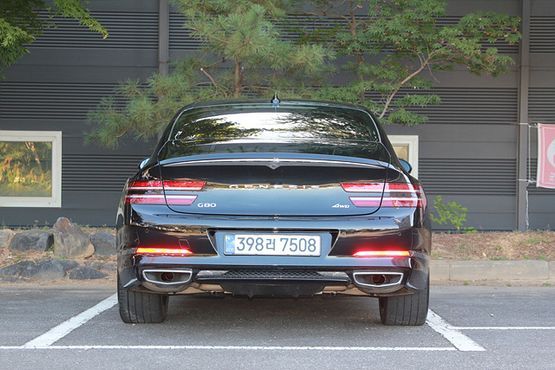 Genesis G80 Gasoline 2.5 Turbo 2WD — пробег 203 000 км — фото 4 из 5