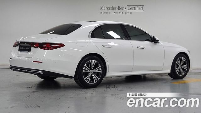 Mercedes-Benz E-Class из Кореи Encar