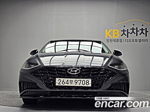 Hyundai Sonata 2.0 Premium Plus — пробег 65 477 км — фото 2 из 5