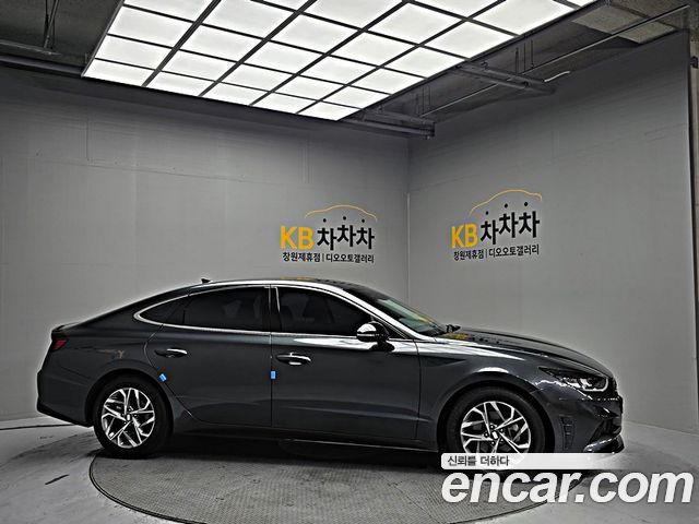 Hyundai Sonata 2.0 Premium Plus — пробег 65 477 км — фото 3 из 5
