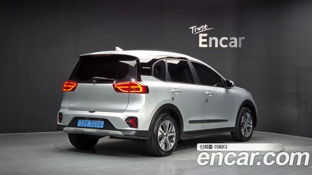 Kia Niro Air — пробег 122 373 км — фото 2 из 5