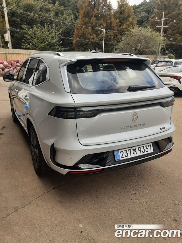 Renault (Samsung) Grand Koleos 1.5 E-TECH Iconic 2WD — пробег 7 км — фото 4 из 5