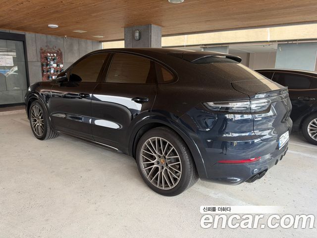 Porsche Cayenne 3.0 COUPE PLATINUM EDITION — пробег 17 000 км — фото 2 из 5