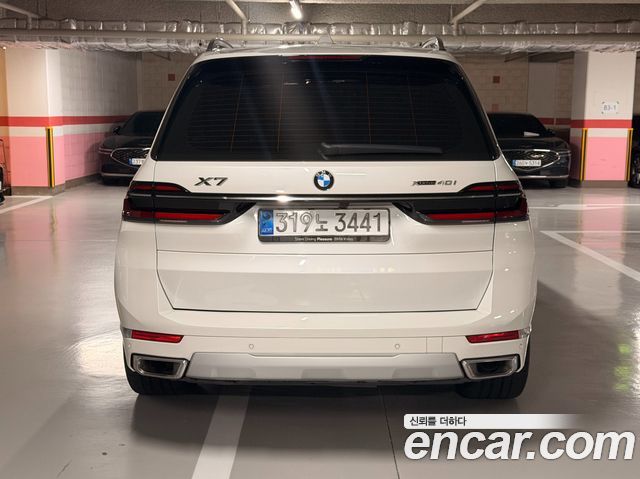BMW X7 xDrive 40i Design Pure Excellence 7-Seater — пробег 33 906 км — фото 5 из 5